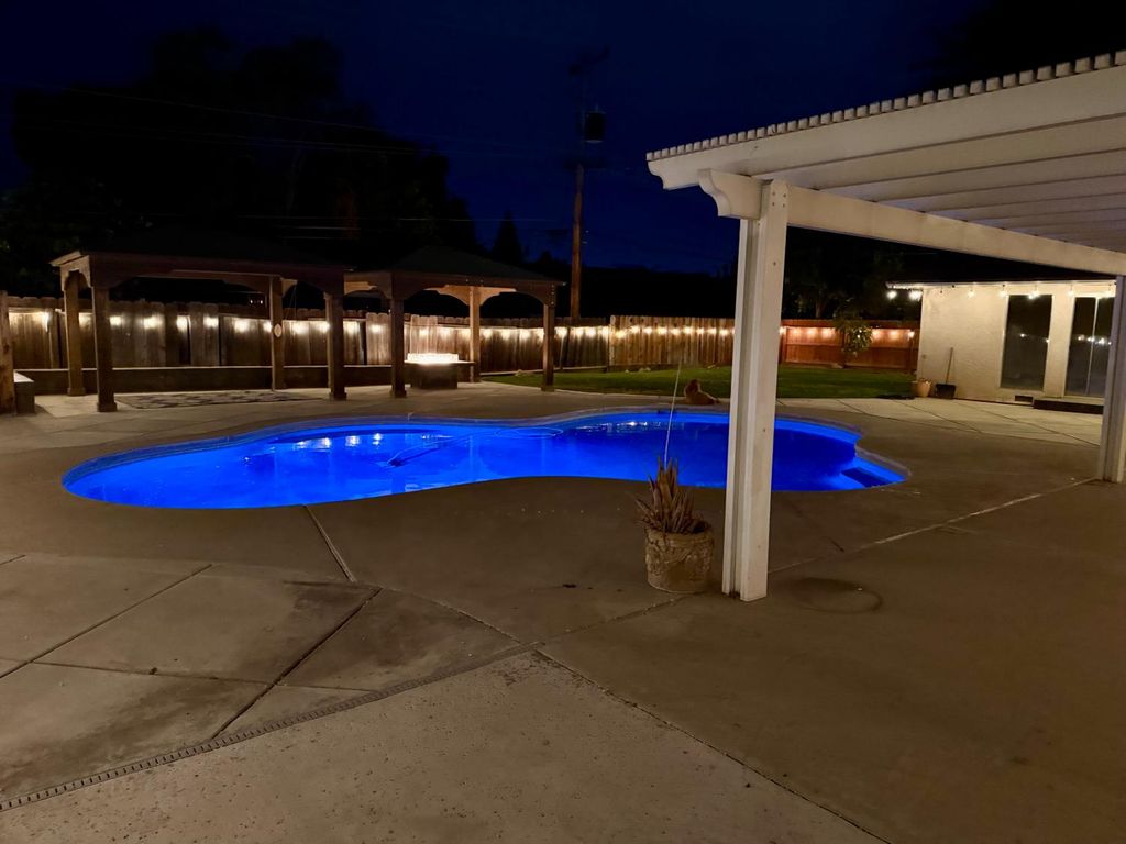 Image 64 of property listing at 6038 N Roosevelt Avenue, Fresno, CA 93704