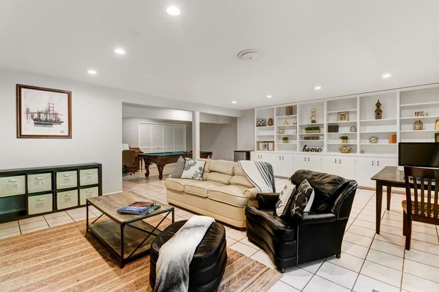 760 Cortlandt Dr, Sacramento, CA 95864