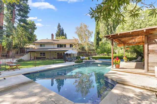 760 Cortlandt Dr, Sacramento, CA 95864