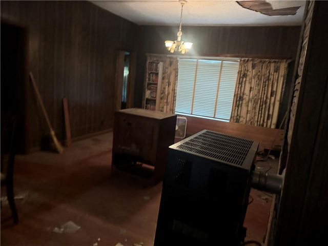 902 E 9th Street, Pittsburg, KS 66762