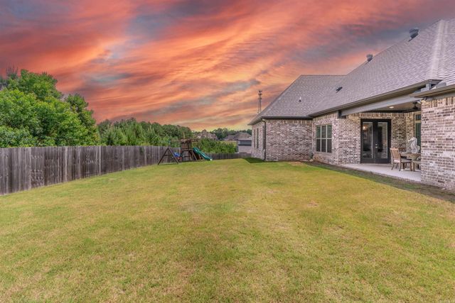 9096 Stone Canyon Drive, Bryant, AR 72002