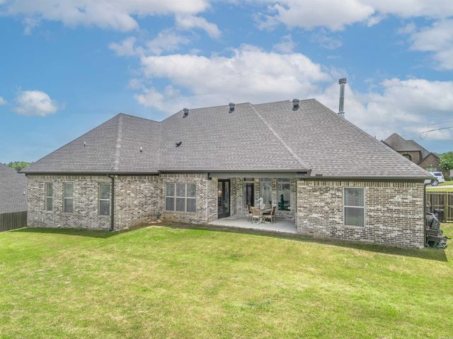 9096 Stone Canyon Drive, Bryant, AR 72002