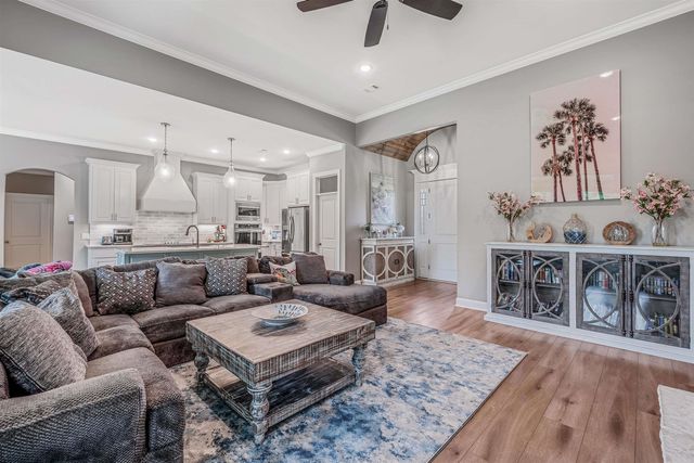 9096 Stone Canyon Drive, Bryant, AR 72002