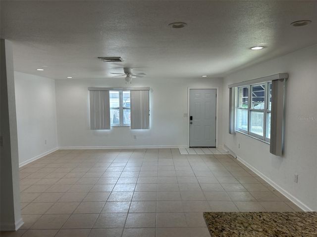 365 CAPRI BOULEVARD, Treasure Island, FL 33706
