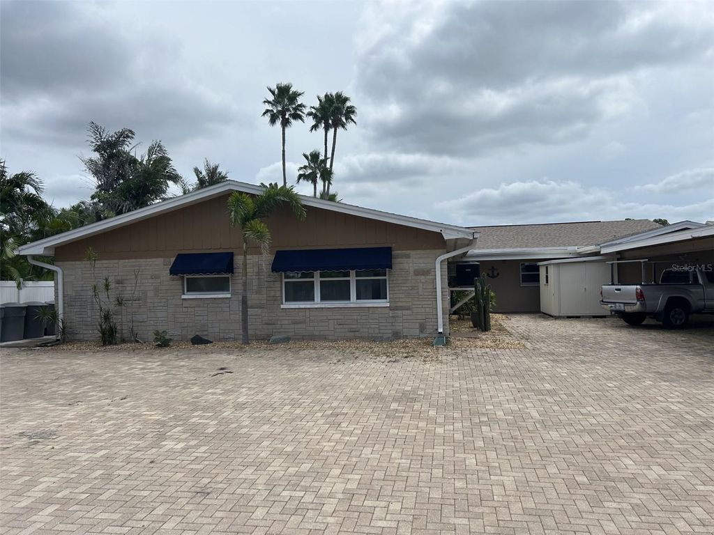365 CAPRI BOULEVARD, Treasure Island, FL 33706