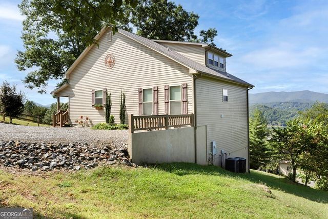 379 Chancey Drive, Hiawassee, GA 30546