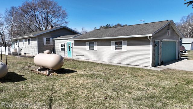 17429 Summit Court, Sheridan Township, MI 49305