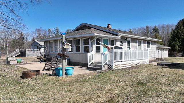 17429 Summit Court, Sheridan Township, MI 49305