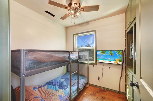 1696 County Road 222, Gainesville, TX 76240