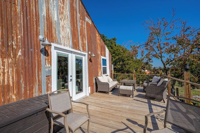 1696 County Road 222, Gainesville, TX 76240