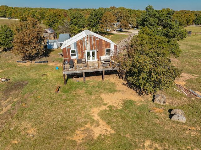 1696 County Road 222, Gainesville, TX 76240