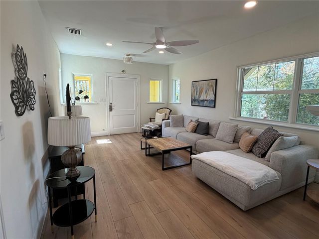 51 AEGEAN AVENUE, Tampa, FL 33606