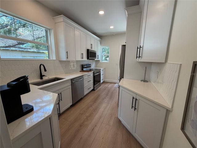 51 AEGEAN AVENUE, Tampa, FL 33606