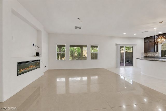 10185 Bishops Peak Court, Las Vegas, NV 89141