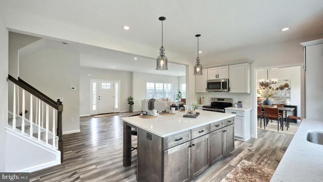 220 COPPER RIDGE DR, Newmanstown, PA 17073