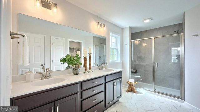 220 COPPER RIDGE DR, Newmanstown, PA 17073