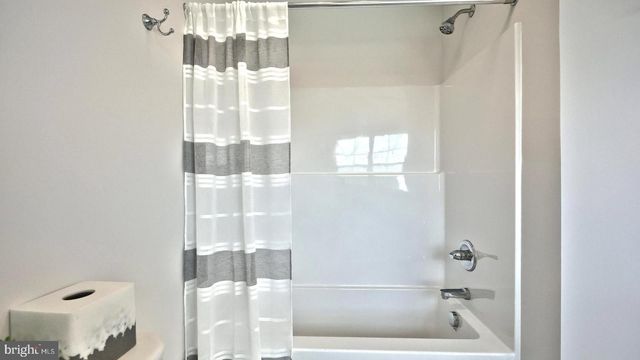 220 COPPER RIDGE DR, Newmanstown, PA 17073