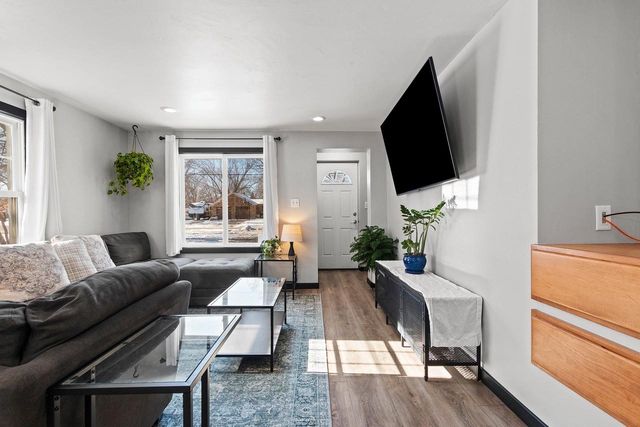 1109 S 6TH STREET, De Pere, WI 54115