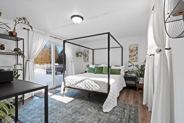 1109 S 6TH STREET, De Pere, WI 54115