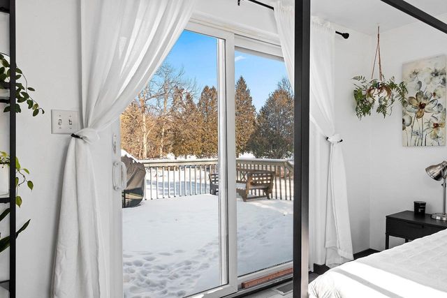 1109 S 6TH STREET, De Pere, WI 54115