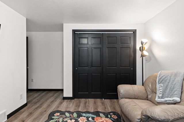 1109 S 6TH STREET, De Pere, WI 54115