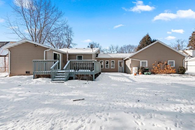 1109 S 6TH STREET, De Pere, WI 54115