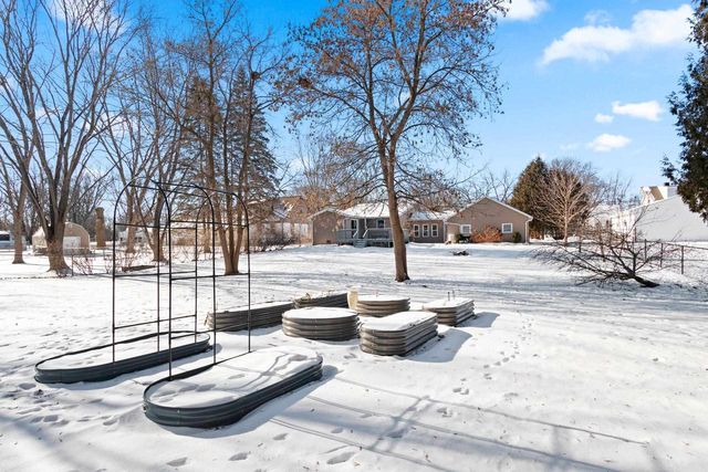 1109 S 6TH STREET, De Pere, WI 54115