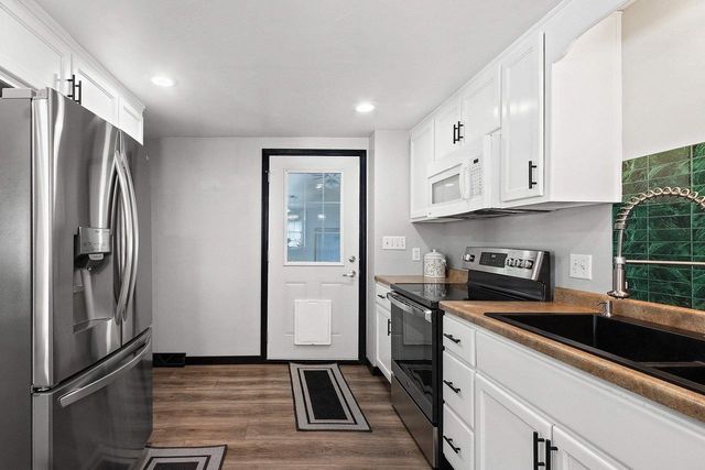 1109 S 6TH STREET, De Pere, WI 54115