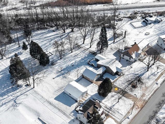 1109 S 6TH STREET, De Pere, WI 54115