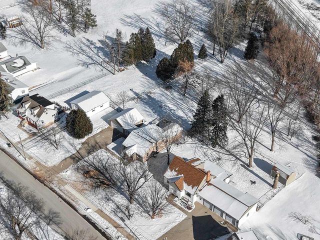 1109 S 6TH STREET, De Pere, WI 54115