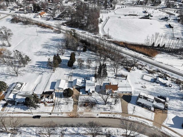 1109 S 6TH STREET, De Pere, WI 54115