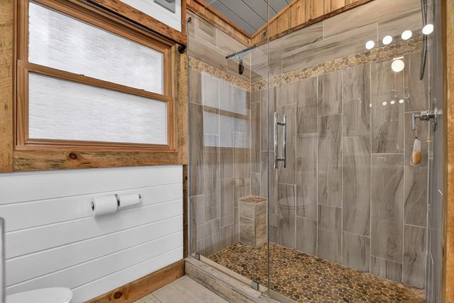 82 Indian Trace, Mineral Bluff, GA 30559
