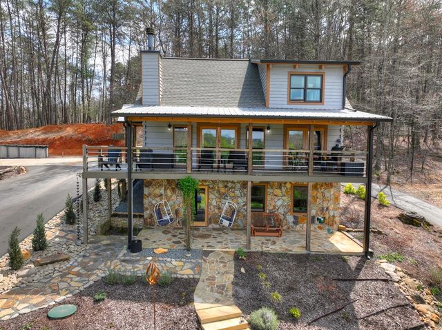 82 Indian Trace, Mineral Bluff, GA 30559