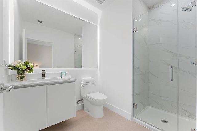 700 NE 24rd St PH-5802, Miami, FL 33137