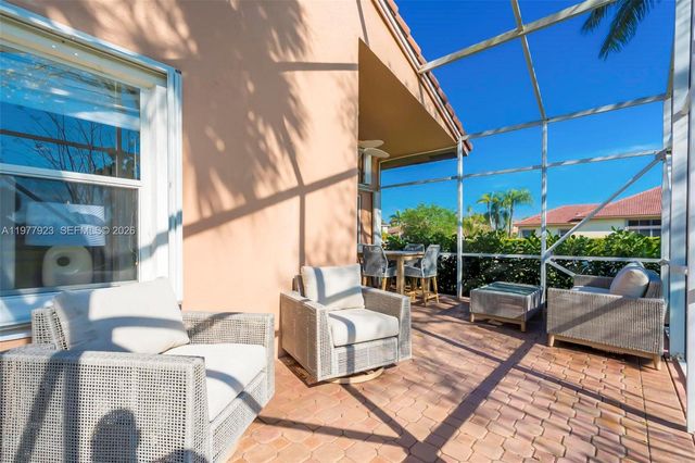 1601 SW 157th Ave, Pembroke Pines, FL 33027