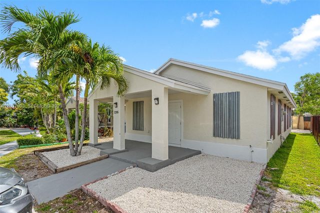 12245 SW 201st Terrace, Miami, FL 33177
