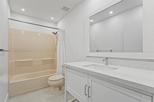 12245 SW 201st Terrace, Miami, FL 33177
