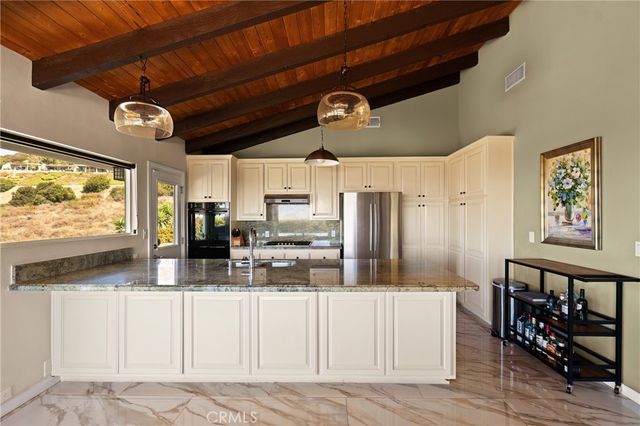2817 N Mountain Avenue, Claremont, CA 91711