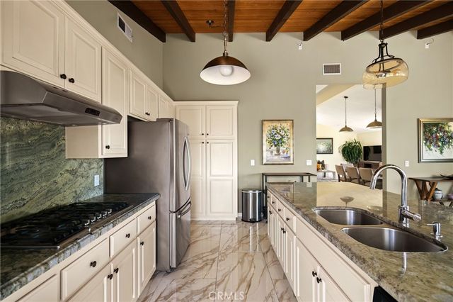 2817 N Mountain Avenue, Claremont, CA 91711
