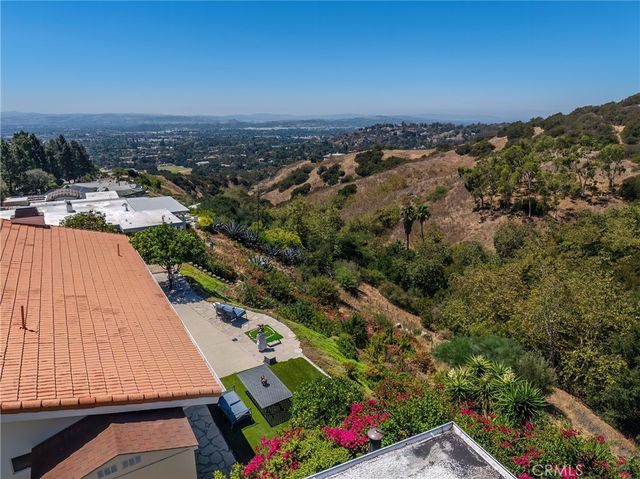 2817 N Mountain Avenue, Claremont, CA 91711