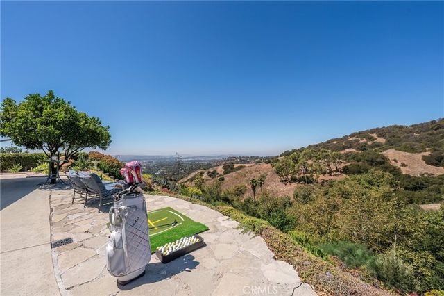 2817 N Mountain Avenue, Claremont, CA 91711