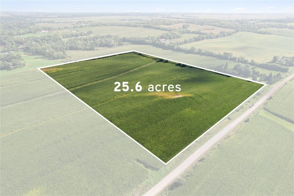 1551 Holmans Road, Mt Vernon, IA 52314