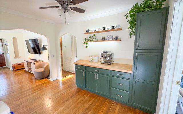 1501 Osceola Avenue, Des Moines, IA 50316