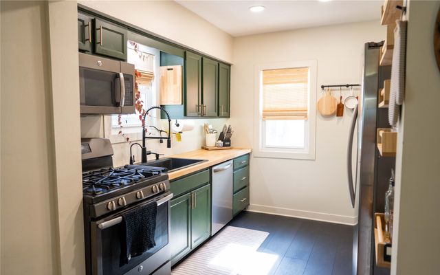 1501 Osceola Avenue, Des Moines, IA 50316