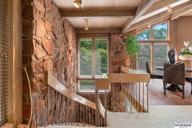 9733 Brentwood Road, Omaha, NE 68114