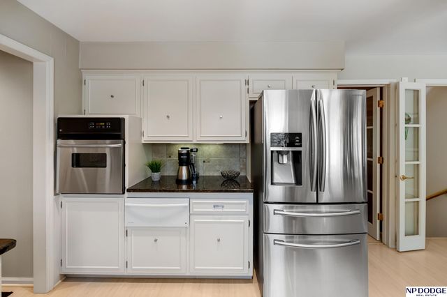 9733 Brentwood Road, Omaha, NE 68114