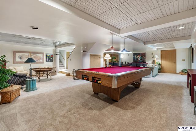 9733 Brentwood Road, Omaha, NE 68114