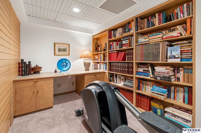 9733 Brentwood Road, Omaha, NE 68114