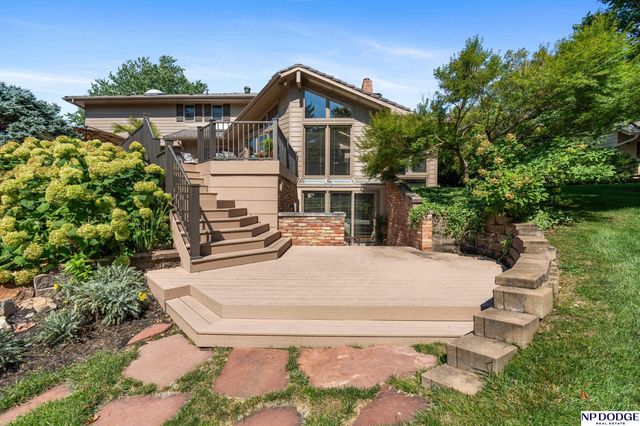 9733 Brentwood Road, Omaha, NE 68114