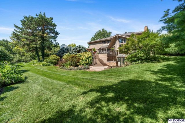 9733 Brentwood Road, Omaha, NE 68114